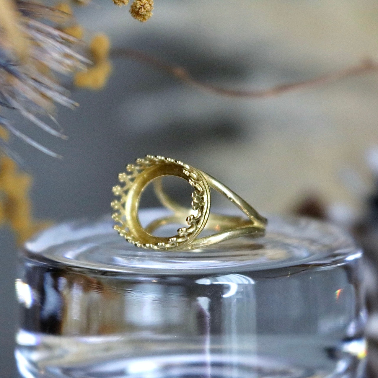 ハンドメイドパーツの指輪空枠 ゴールドのカボション用の横オーバルリング 台座 16×12mm Rinoah Jewels